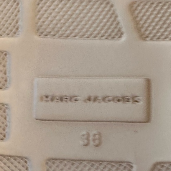 Marc Jacobs Women's Emerson Pompom Sport Sandal Slide - Picture 9 of 9